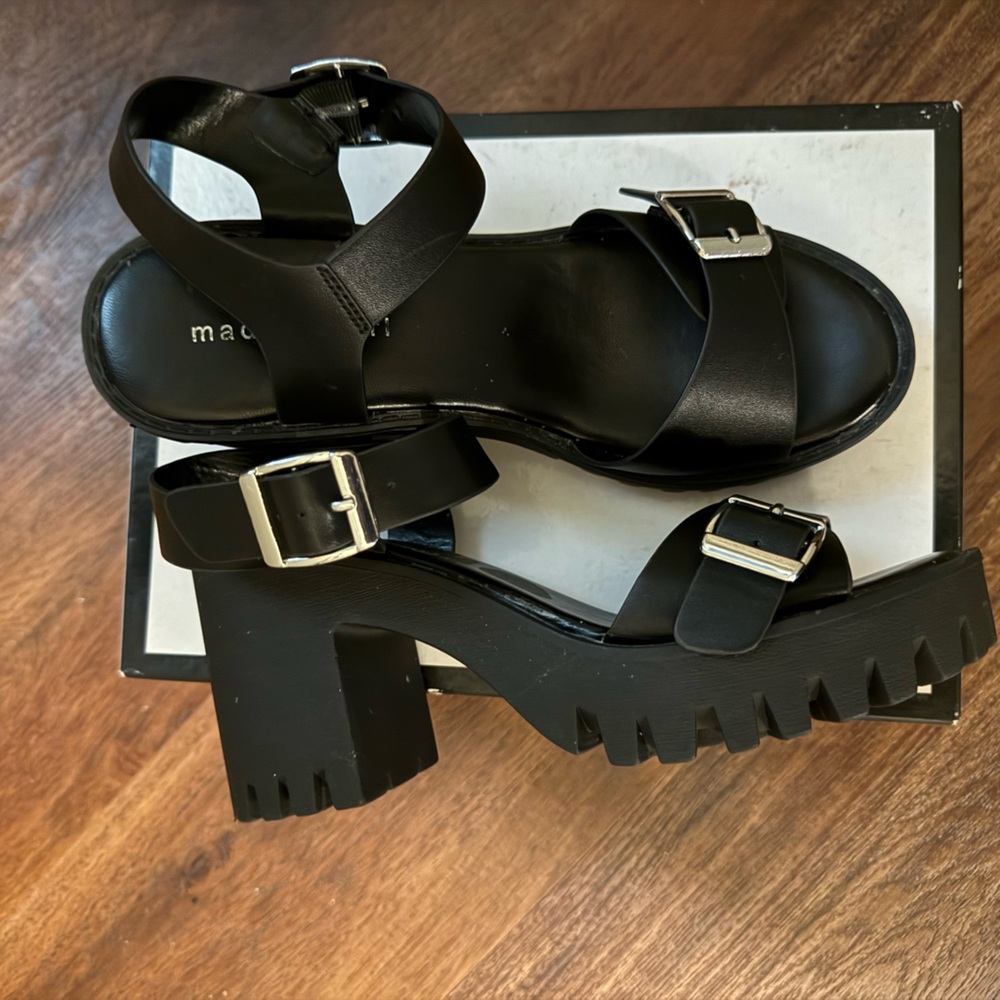 Madden Girl Black Buckle Sandals